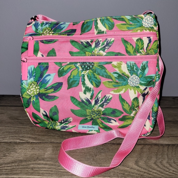 Vera Bradley Crossbody with wallet - Picture 5 of 8